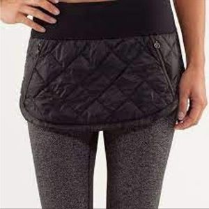 Lululemon Hot Cheeks down skirt siz 8
